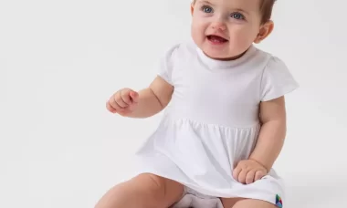 body niemowlęce z sukienką